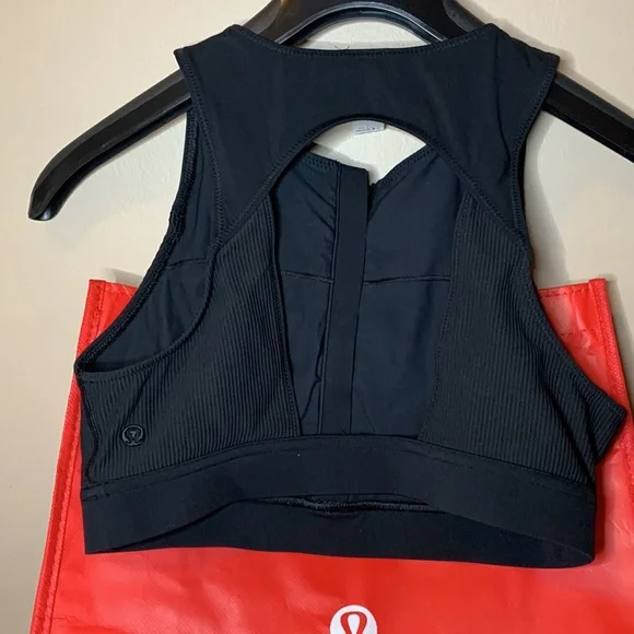 BRAND NEW SWIM SPORTS BRA - Picture 2 of 3